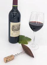 Lade das Bild in den Galerie-Viewer, Premium Korkenzieher - Holzgriff Nussbaum